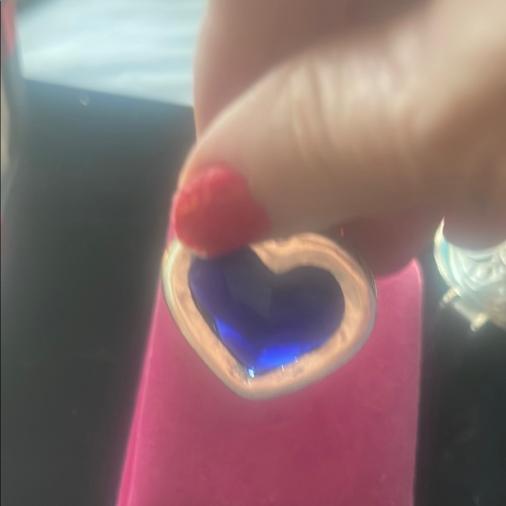 Timeless genuine natural sapphire blue large stoneHeart Titanic inspired - Picture 2 of 7